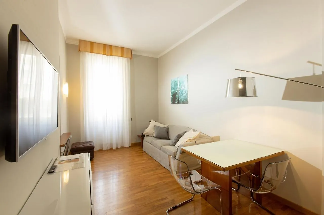 Residence De La Gare Mediolan 4*,